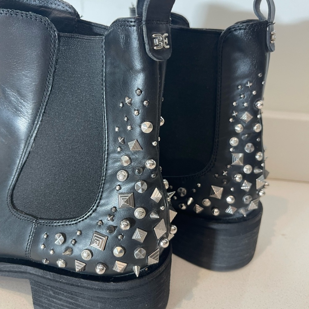 $190 Sam Edelman silver Studded Chelsea Boots Dover Moto Black leather sz 8 - Picture 14 of 15